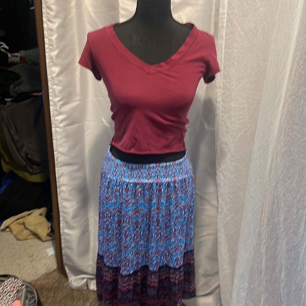 Merlot colored crop top by ambiance size M